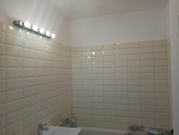 Zugravi si  faiantar,