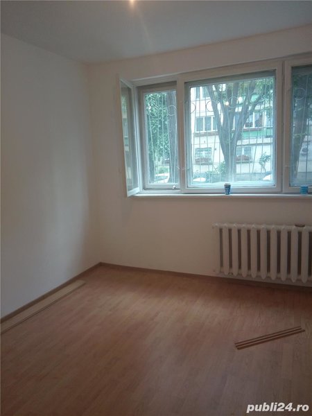 Zugravi si  faiantar,